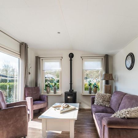 Cosy Holiday Home In Appelscha With Garden Extérieur photo