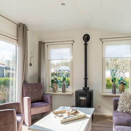 Cosy Holiday Home In Appelscha With Garden Extérieur photo